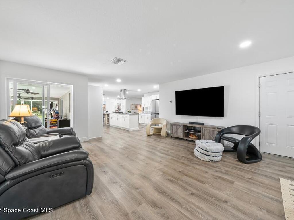 1253 Saint Andrews Drive, Rockledge, FL 32955