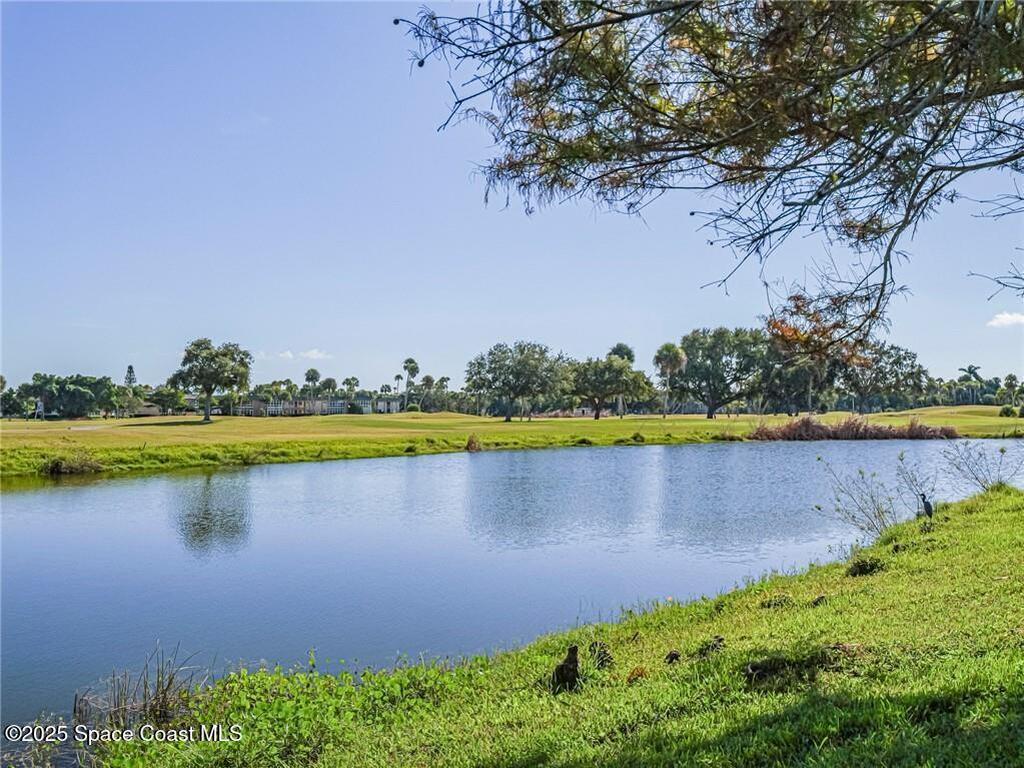 40 Vista Gardens Trail, Vero Beach, FL 32962