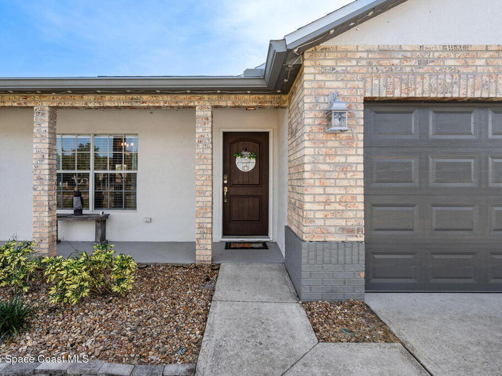 2225 Royal Poinciana Boulevard, Melbourne, FL 32935