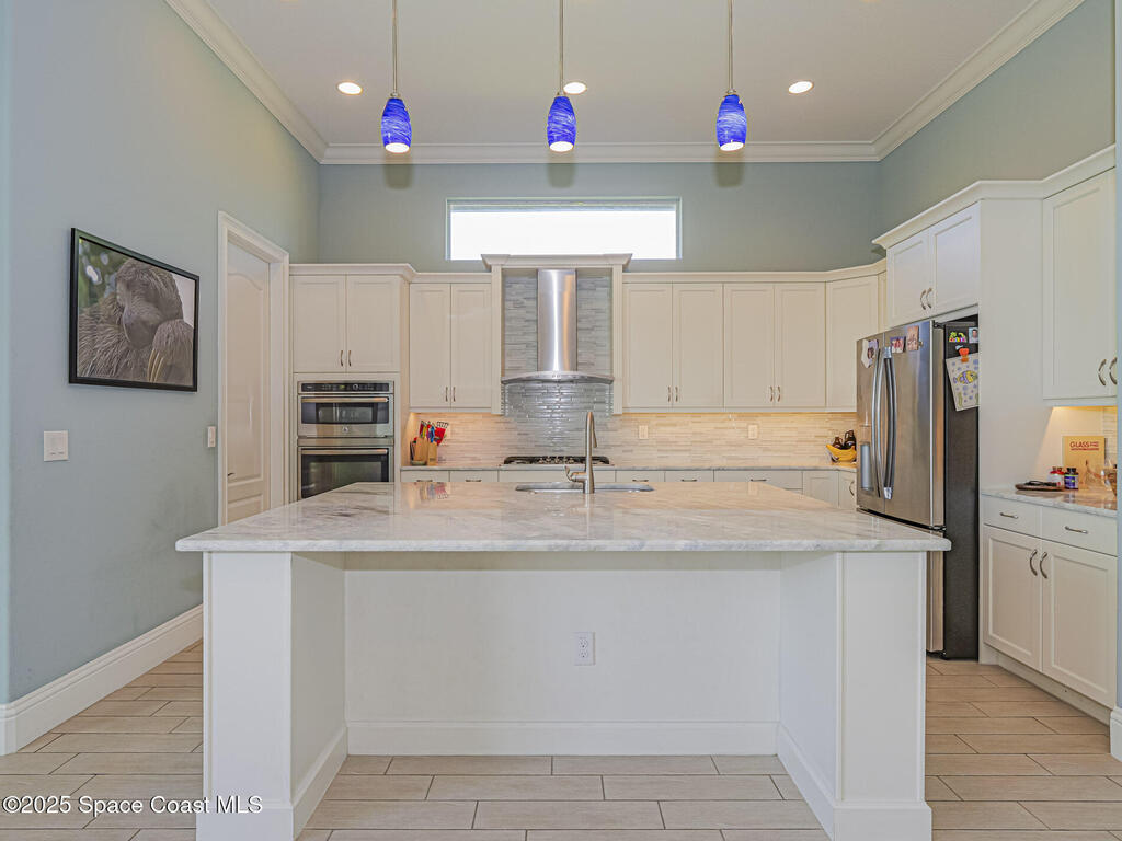 395 Sapphire Way, Vero Beach, FL 32968