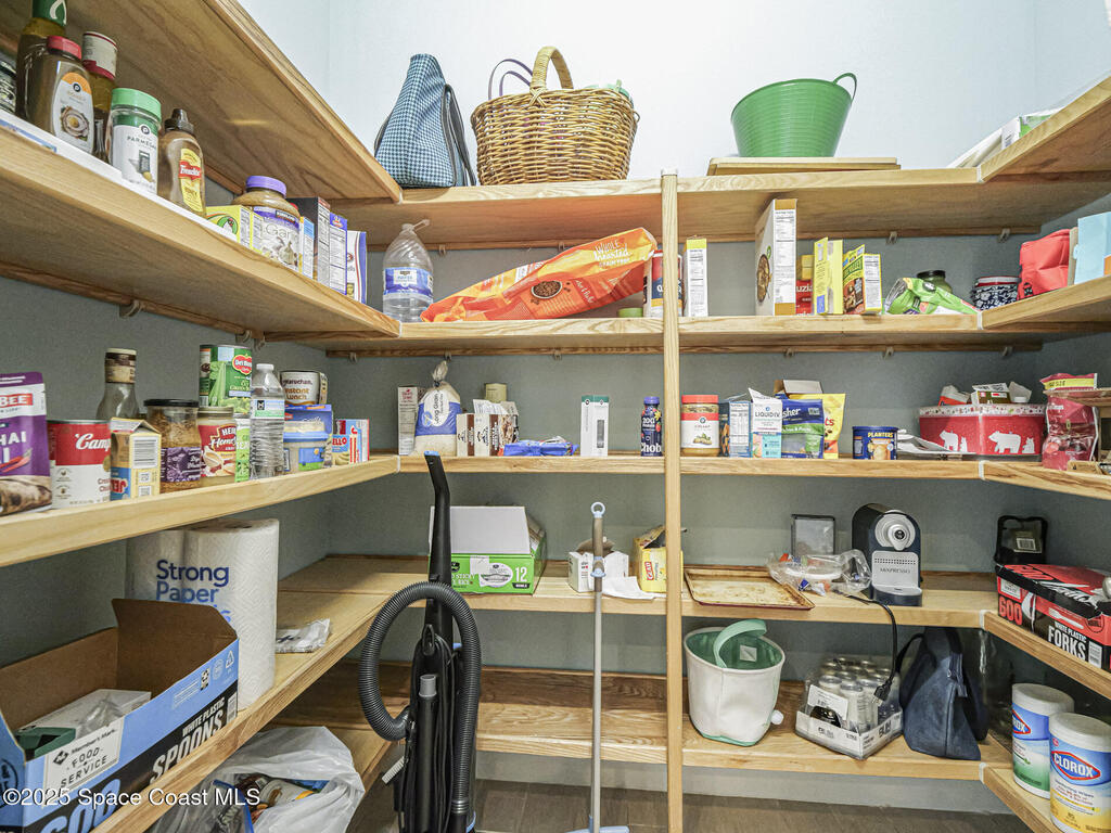 395 Sapphire Way, Vero Beach, FL 32968