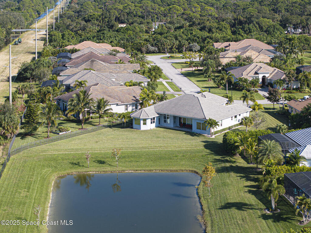 395 Sapphire Way, Vero Beach, FL 32968