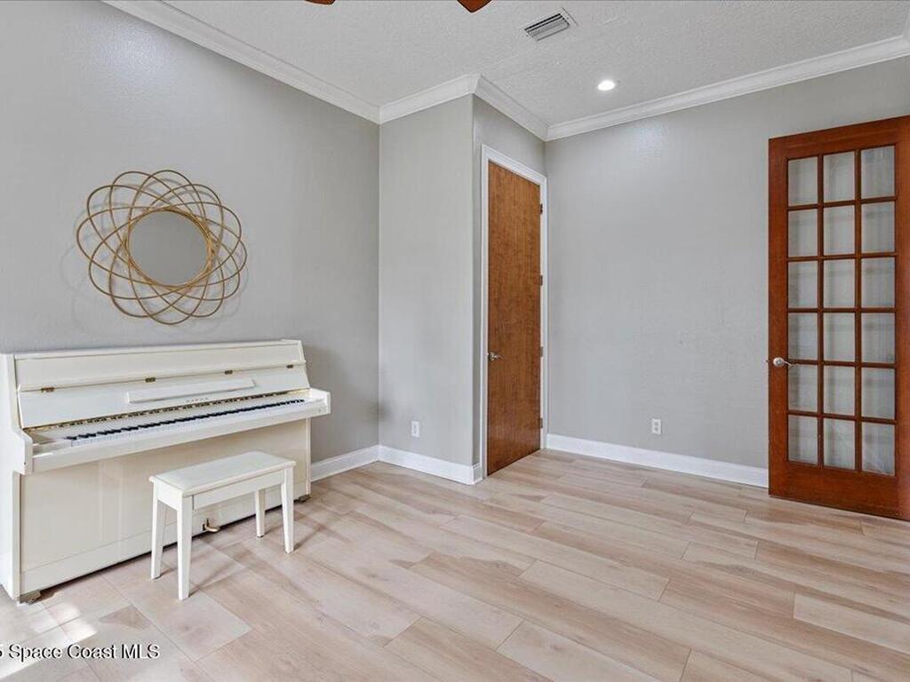 270 Camellia Terrace, Indian Harbour Beach, FL 32937