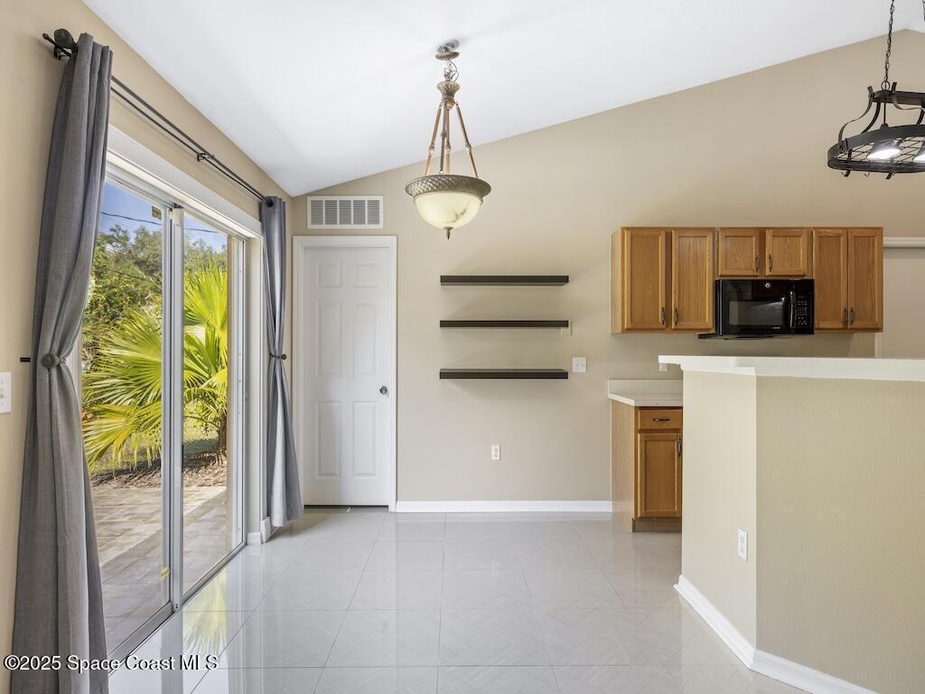 8575 105th Court, Vero Beach, FL 32967