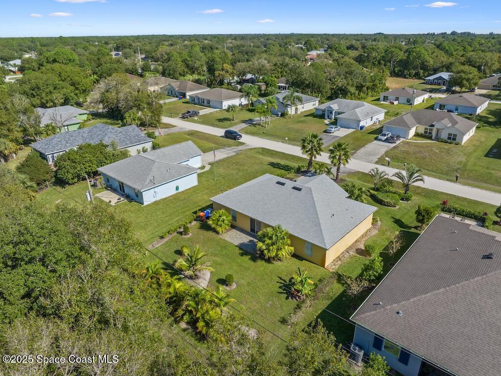 8575 105th Court, Vero Beach, FL 32967