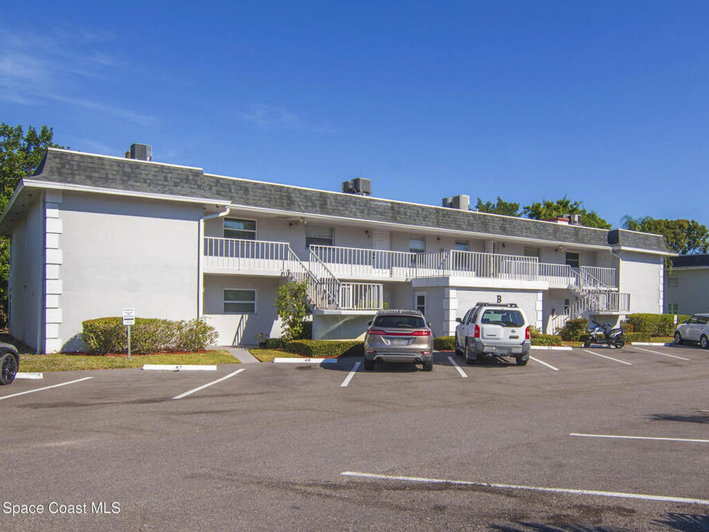 1166 6th Avenue, Vero Beach, FL 32960