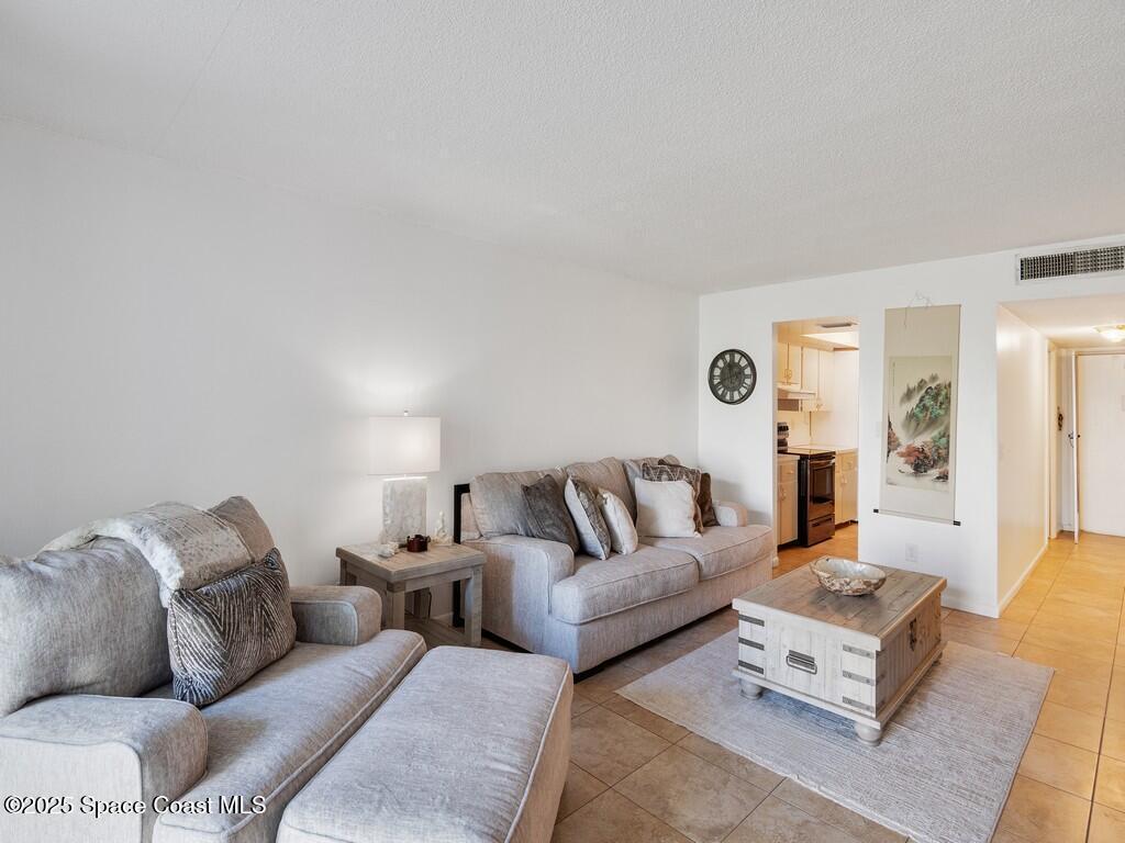 1166 6th Avenue, Vero Beach, FL 32960