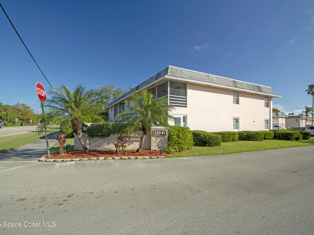 1166 6th Avenue, Vero Beach, FL 32960