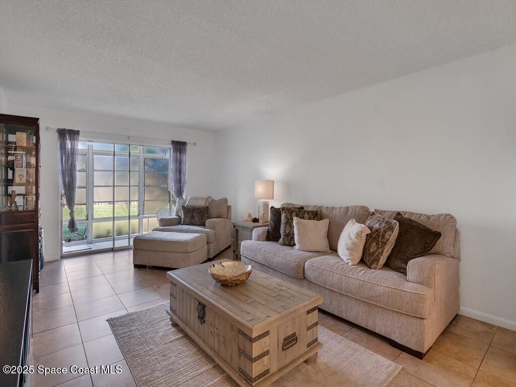 1166 6th Avenue, Vero Beach, FL 32960