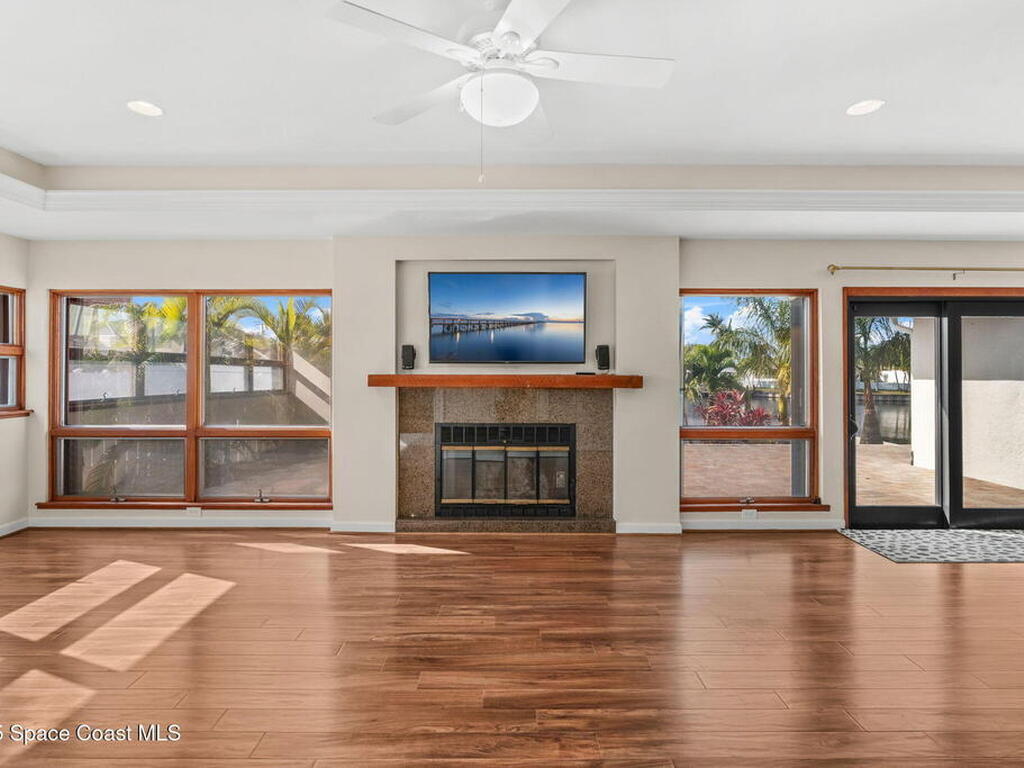 1525 Sykes Creek Drive, Merritt Island, FL 32953