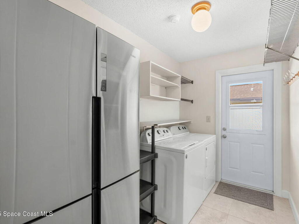 1525 Sykes Creek Drive, Merritt Island, FL 32953