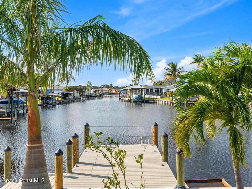 1525 Sykes Creek Drive, Merritt Island, FL 32953