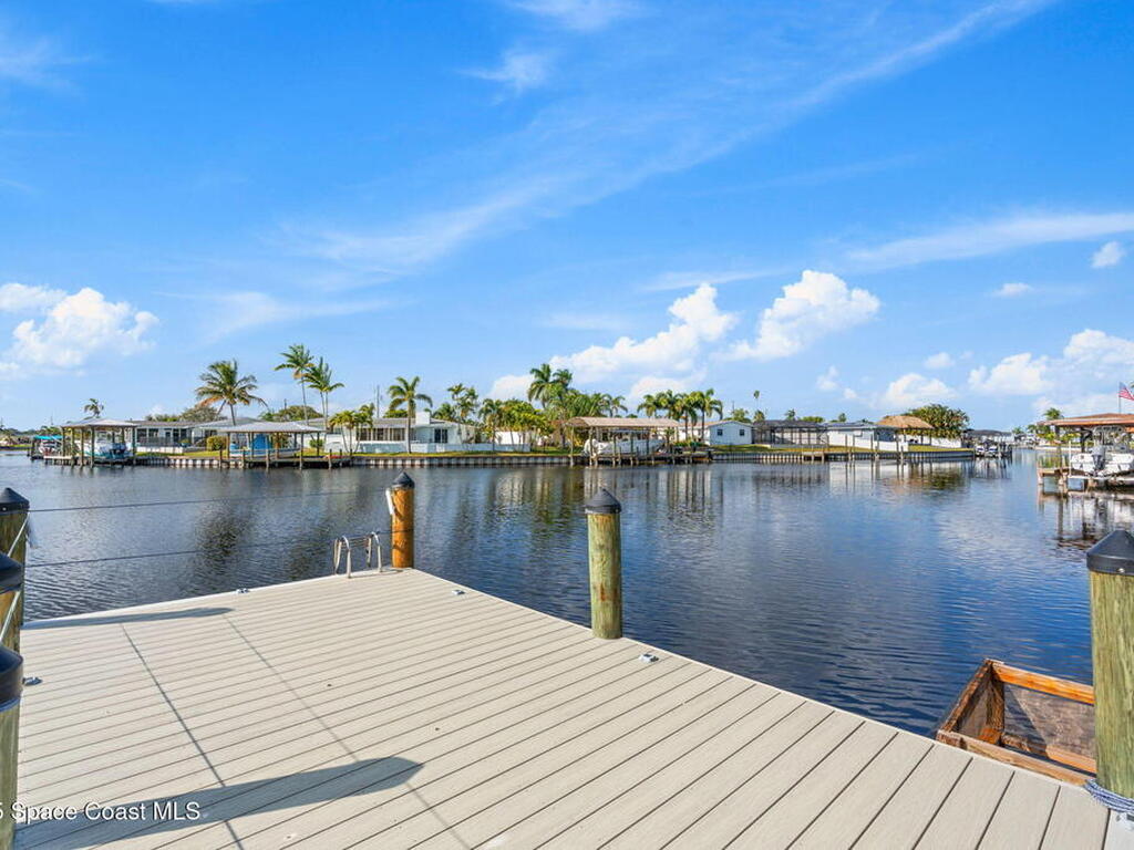 1525 Sykes Creek Drive, Merritt Island, FL 32953