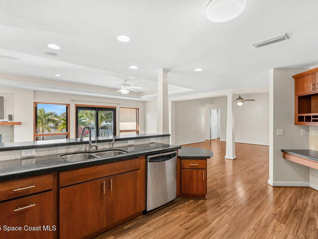 1525 Sykes Creek Drive, Merritt Island, FL 32953