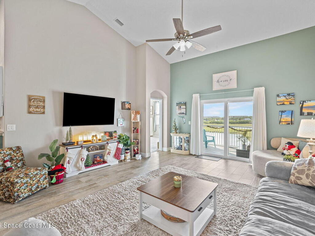 3930 Playa Del Sol Drive, Rockledge, FL 32955