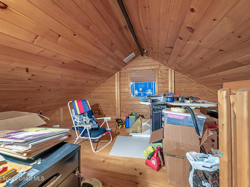 1055 Valkaria Road, Grant-Valkaria, FL 32950