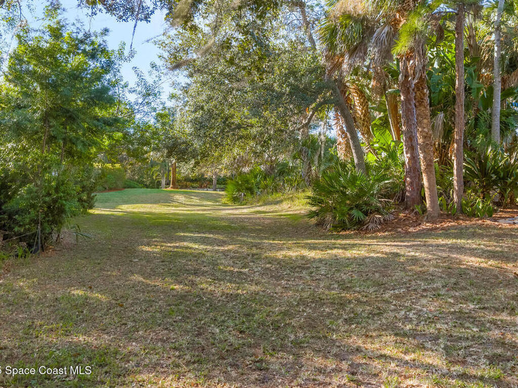 1055 Valkaria Road, Grant-Valkaria, FL 32950