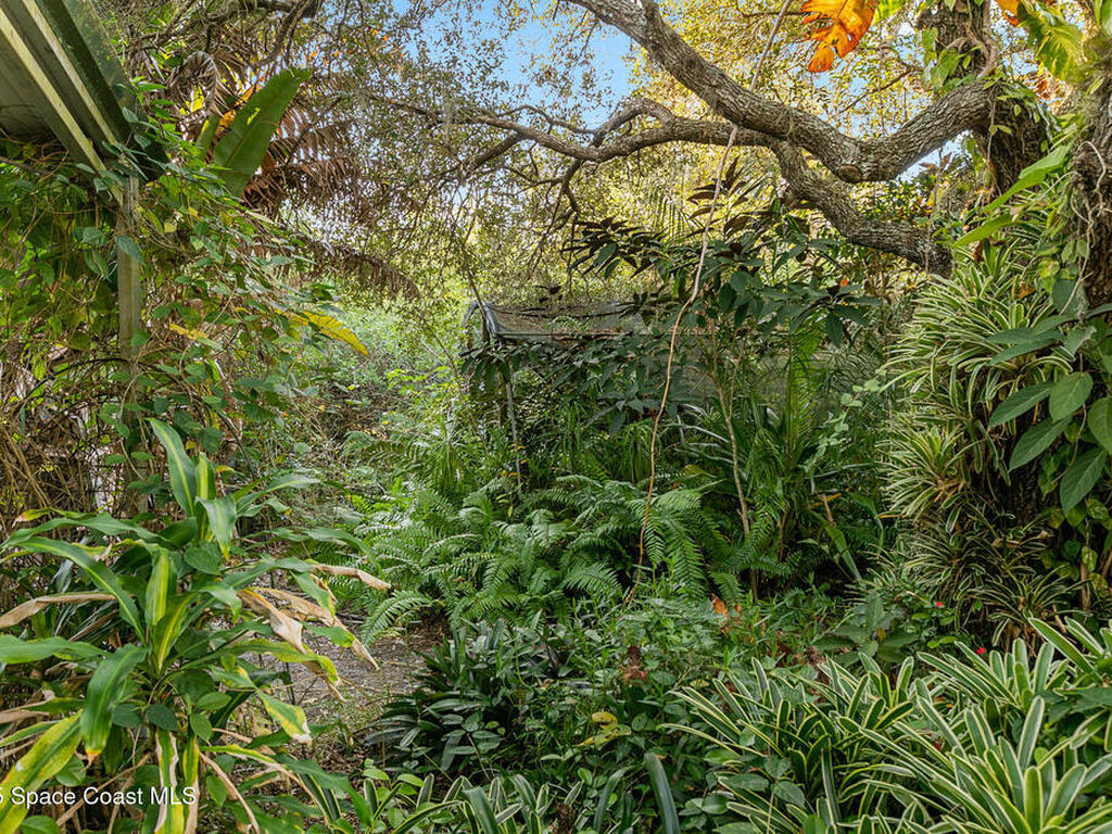 1055 Valkaria Road, Grant-Valkaria, FL 32950