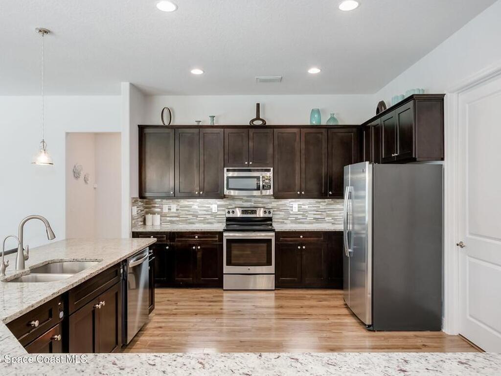 2402 Westhorpe Drive, Malabar, FL 32950