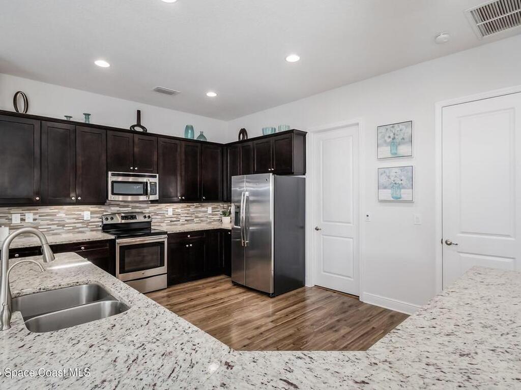 2402 Westhorpe Drive, Malabar, FL 32950