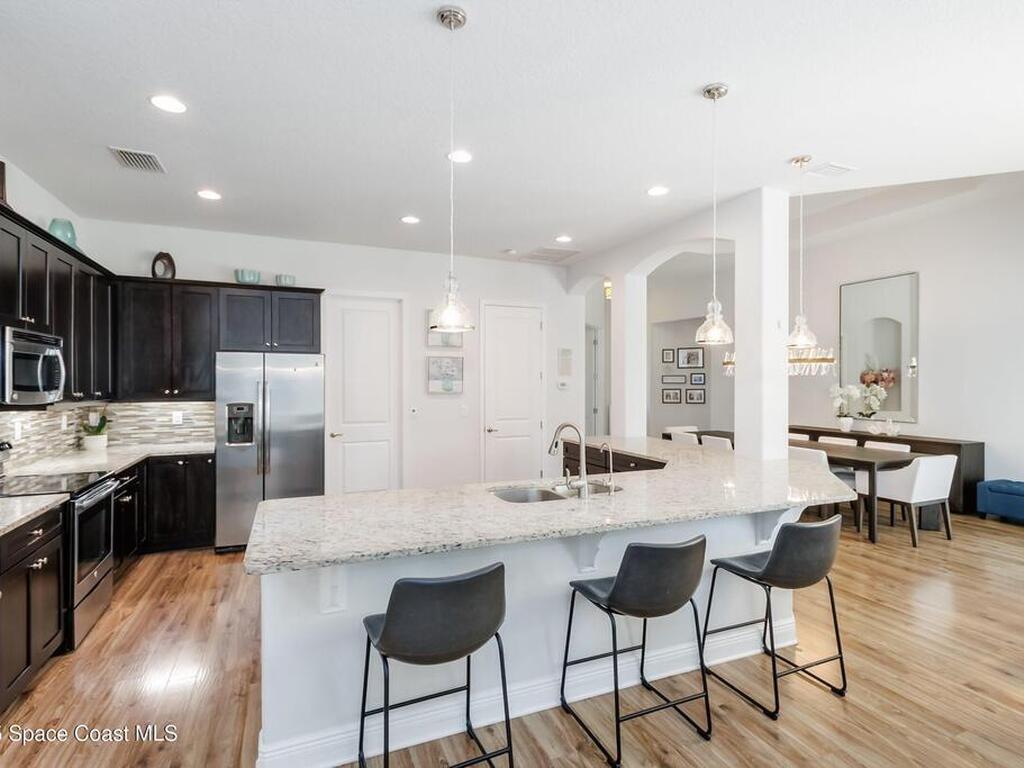 2402 Westhorpe Drive, Malabar, FL 32950