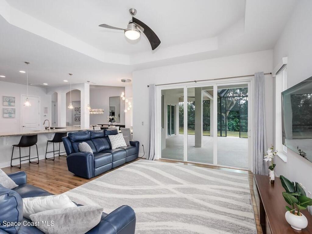 2402 Westhorpe Drive, Malabar, FL 32950