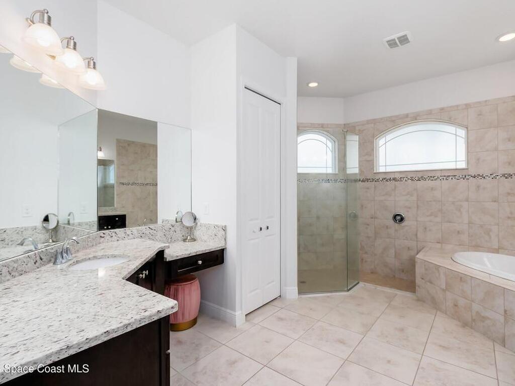 2402 Westhorpe Drive, Malabar, FL 32950