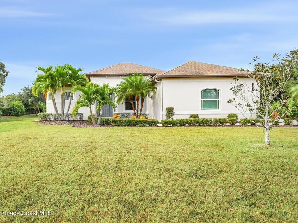 2402 Westhorpe Drive, Malabar, FL 32950