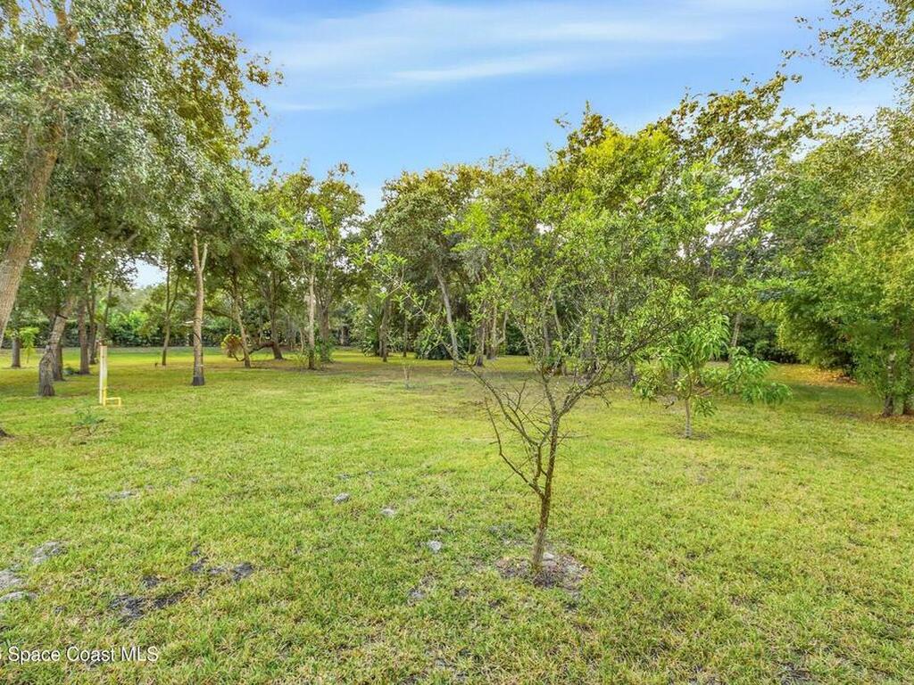 2402 Westhorpe Drive, Malabar, FL 32950