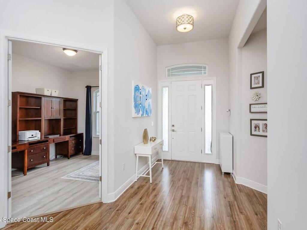 2402 Westhorpe Drive, Malabar, FL 32950