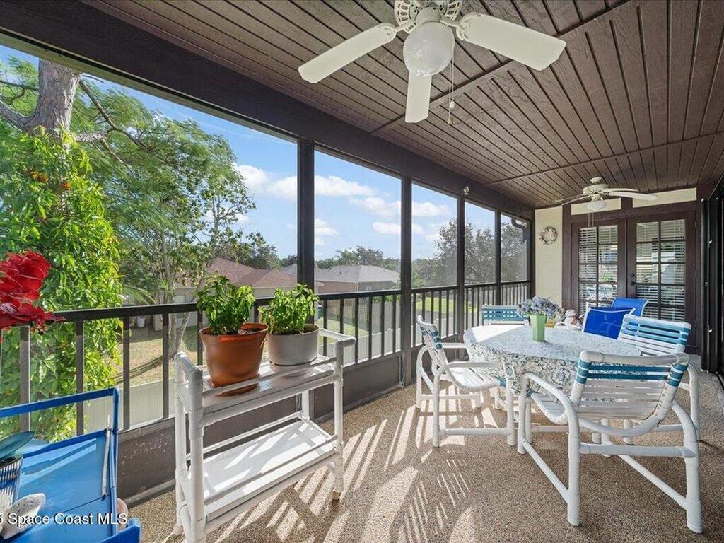 707 Greenwood Manor Circle, West Melbourne, FL 32904