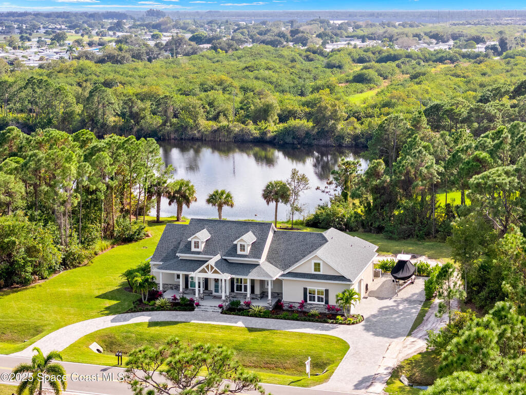 7035 Indian River Boulevard, Grant, FL 32949