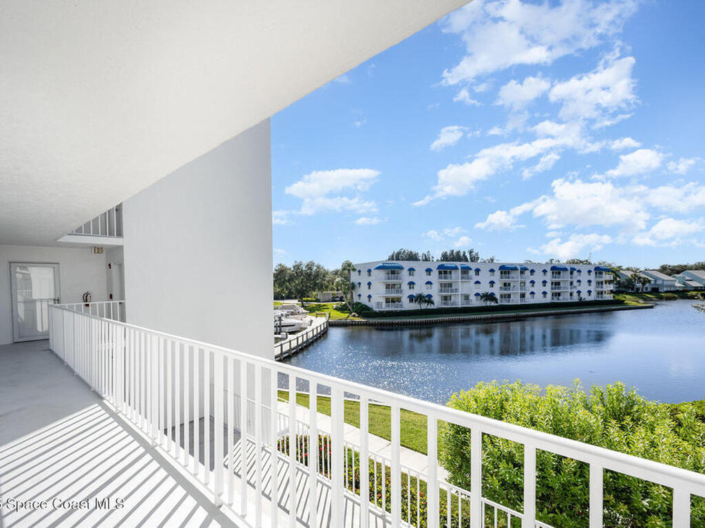 6029 N River Run Drive, Sebastian, FL 32958