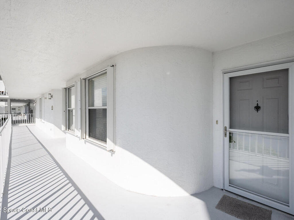 6029 N River Run Drive, Sebastian, FL 32958