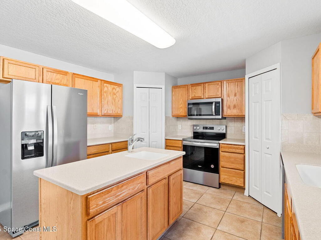 1955 Snapdragon Drive, Palm Bay, FL 32907