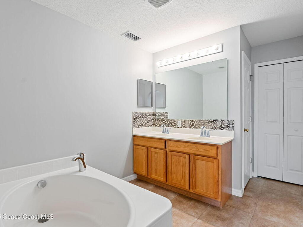 1955 Snapdragon Drive, Palm Bay, FL 32907