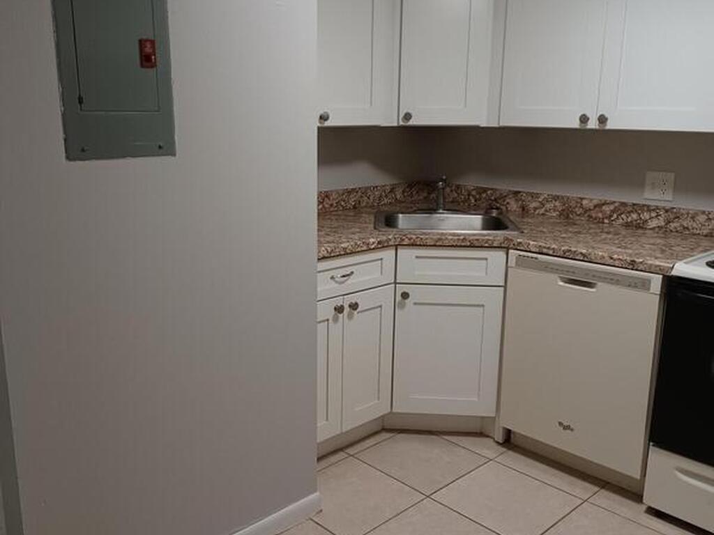 1698 Sunny Brook Lane, Palm Bay, FL 32905