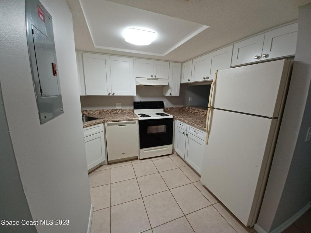 1698 Sunny Brook Lane, Palm Bay, FL 32905