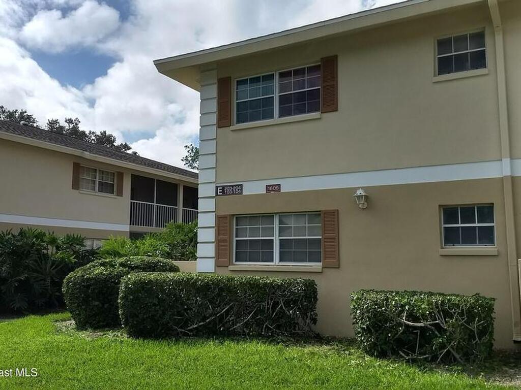 1609 Sunny Brook Lane, Palm Bay, FL 32905