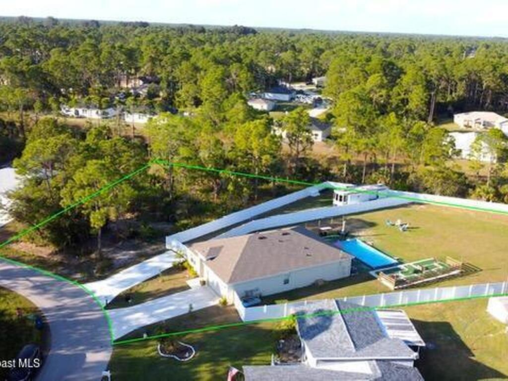 401 La Coco Street, Palm Bay, FL 32908