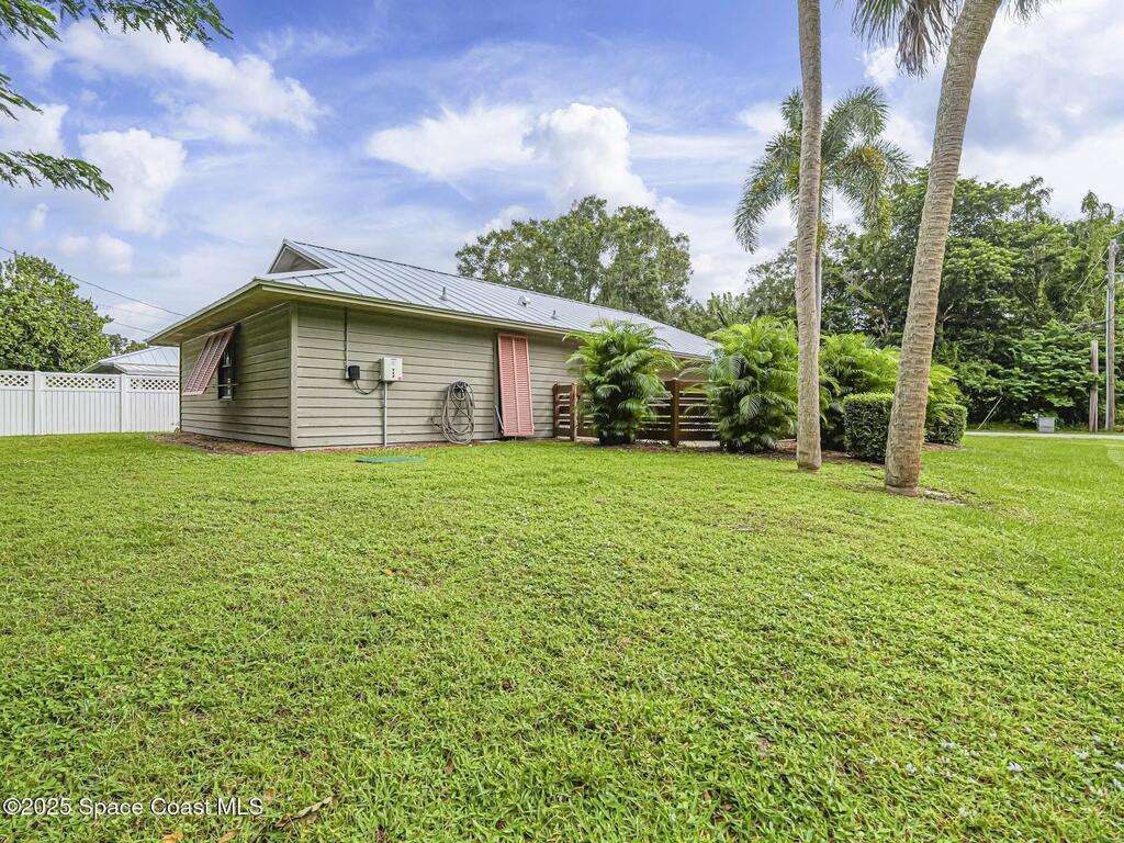 2103 31st Avenue, Vero Beach, FL 32960