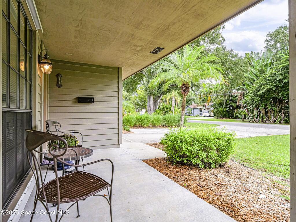2103 31st Avenue, Vero Beach, FL 32960
