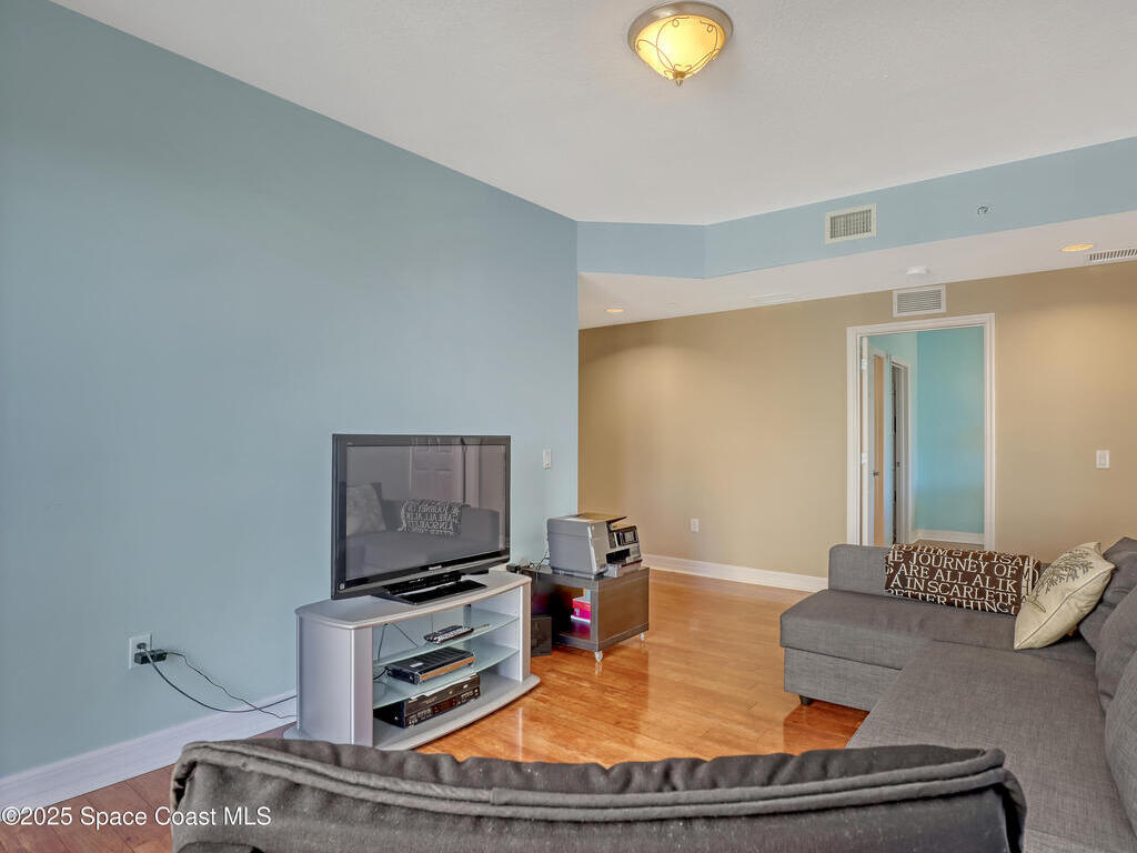 110 Warsteiner Way, Melbourne Beach, FL 32951