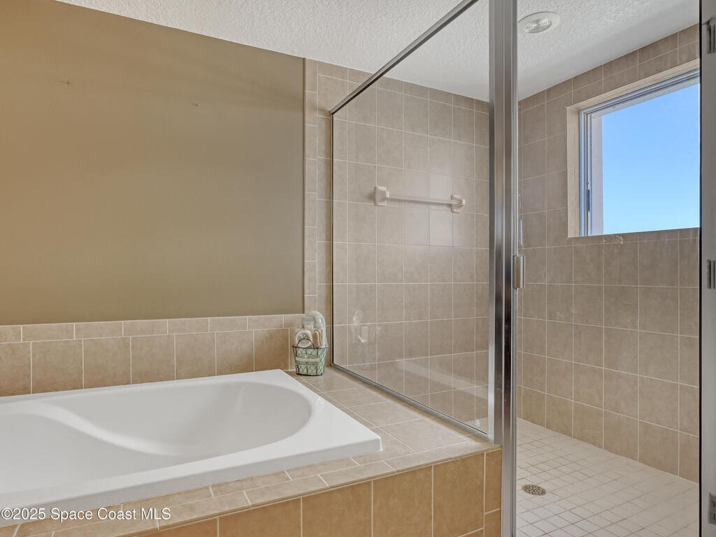 110 Warsteiner Way, Melbourne Beach, FL 32951