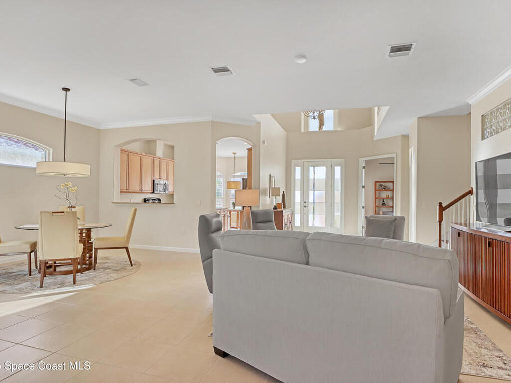 212 Osprey Villas Court, Melbourne Beach, FL 32951