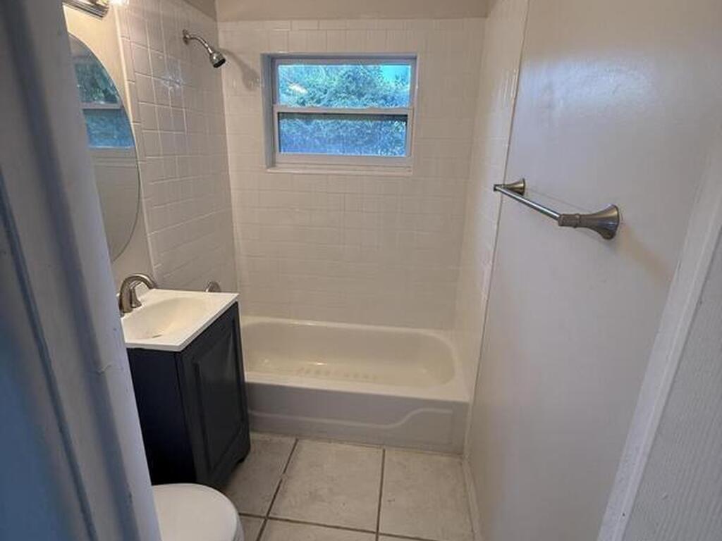 1424 Pineda Street, Cocoa, FL 32922