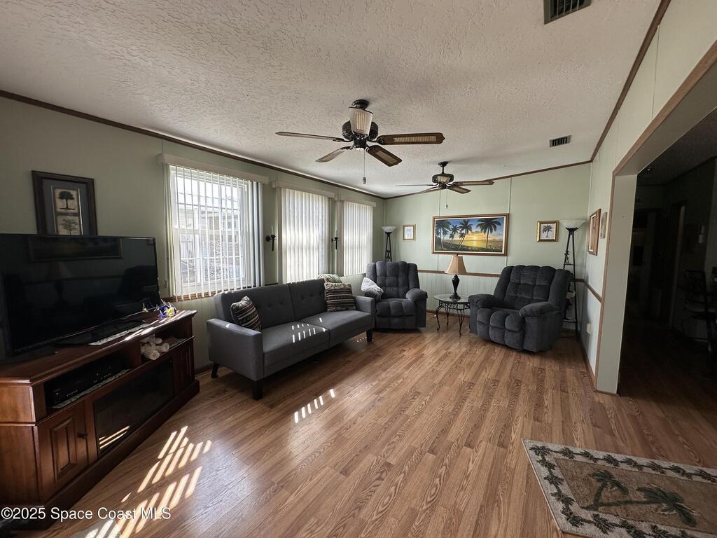 251 Patterson Road, Haines City, FL 33844