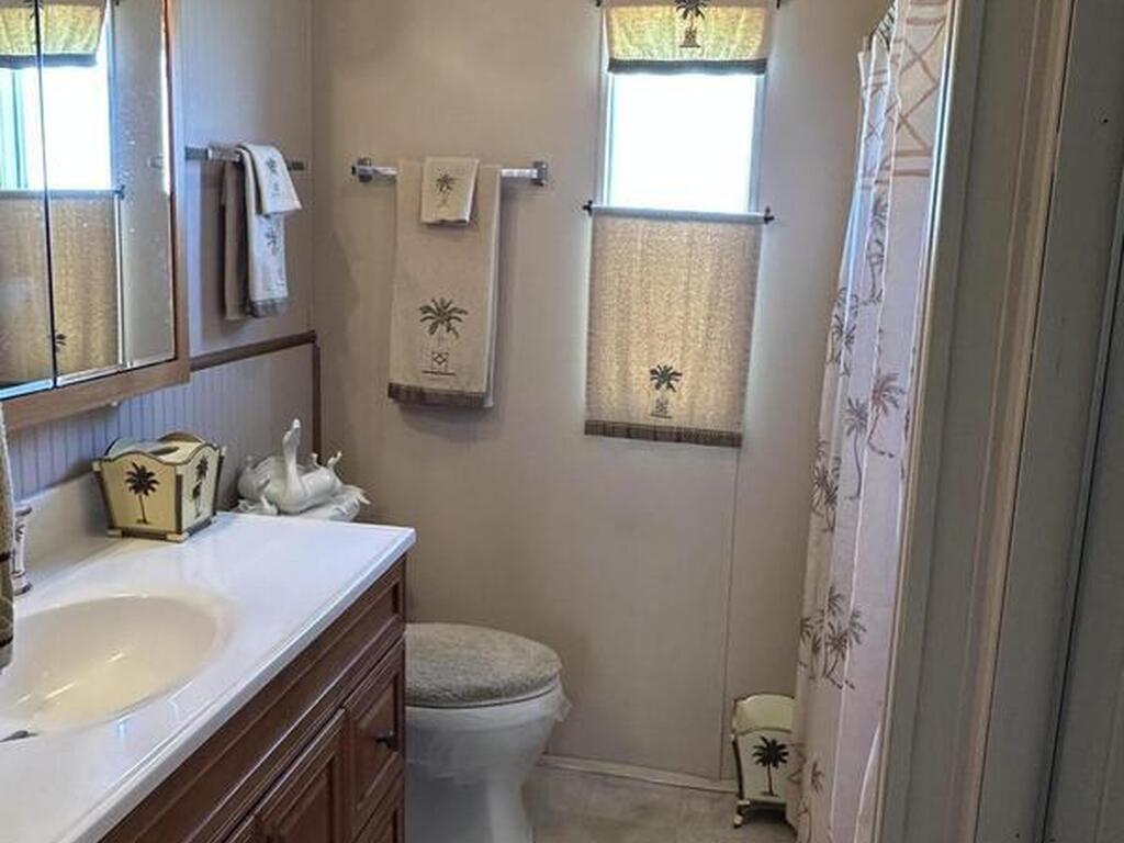 251 Patterson Road, Haines City, FL 33844