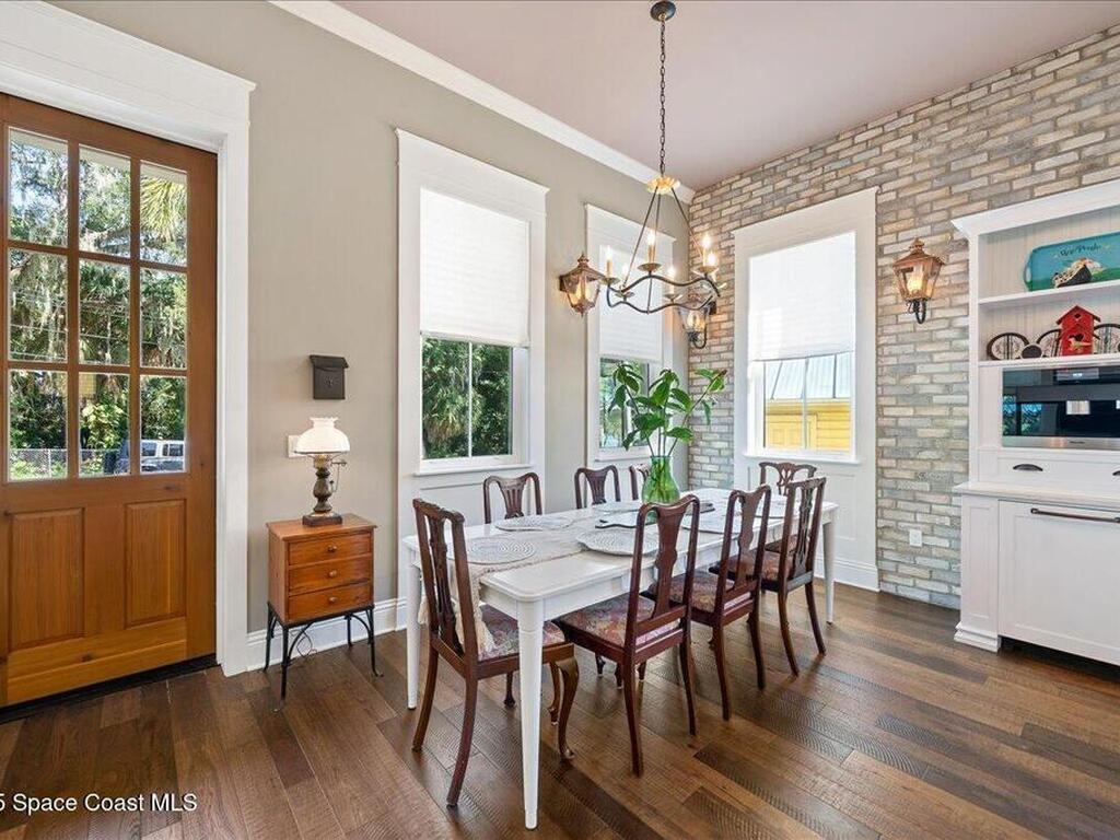 241 N Indian River Drive, Cocoa, FL 32922