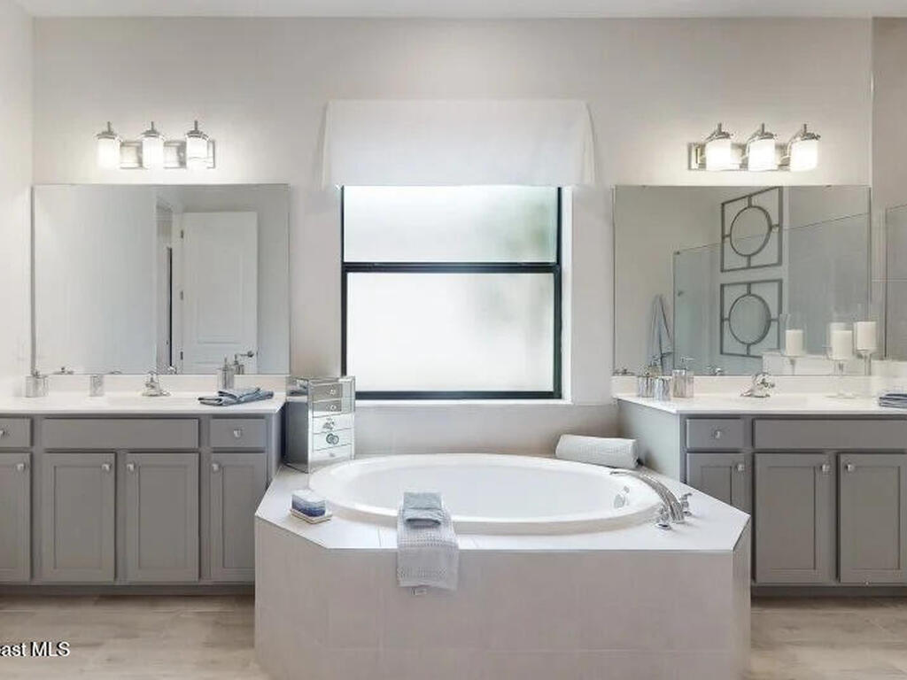 1423 Blessed Isles Drive, Palm Bay, FL 32907